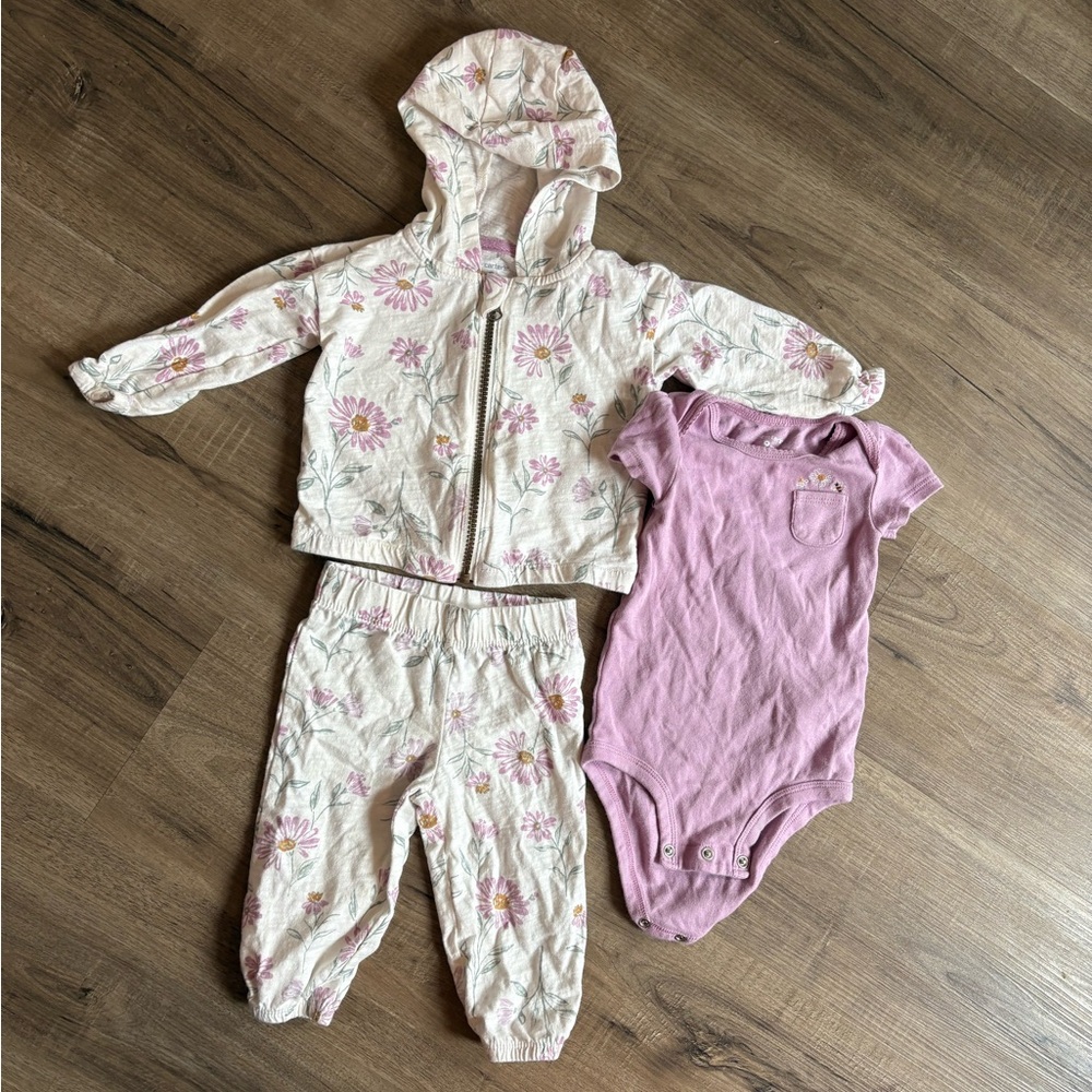 🌼3/$20 Carter's Cream Floral 3-Piece Set with Purple Short Sleeve 9 Months
